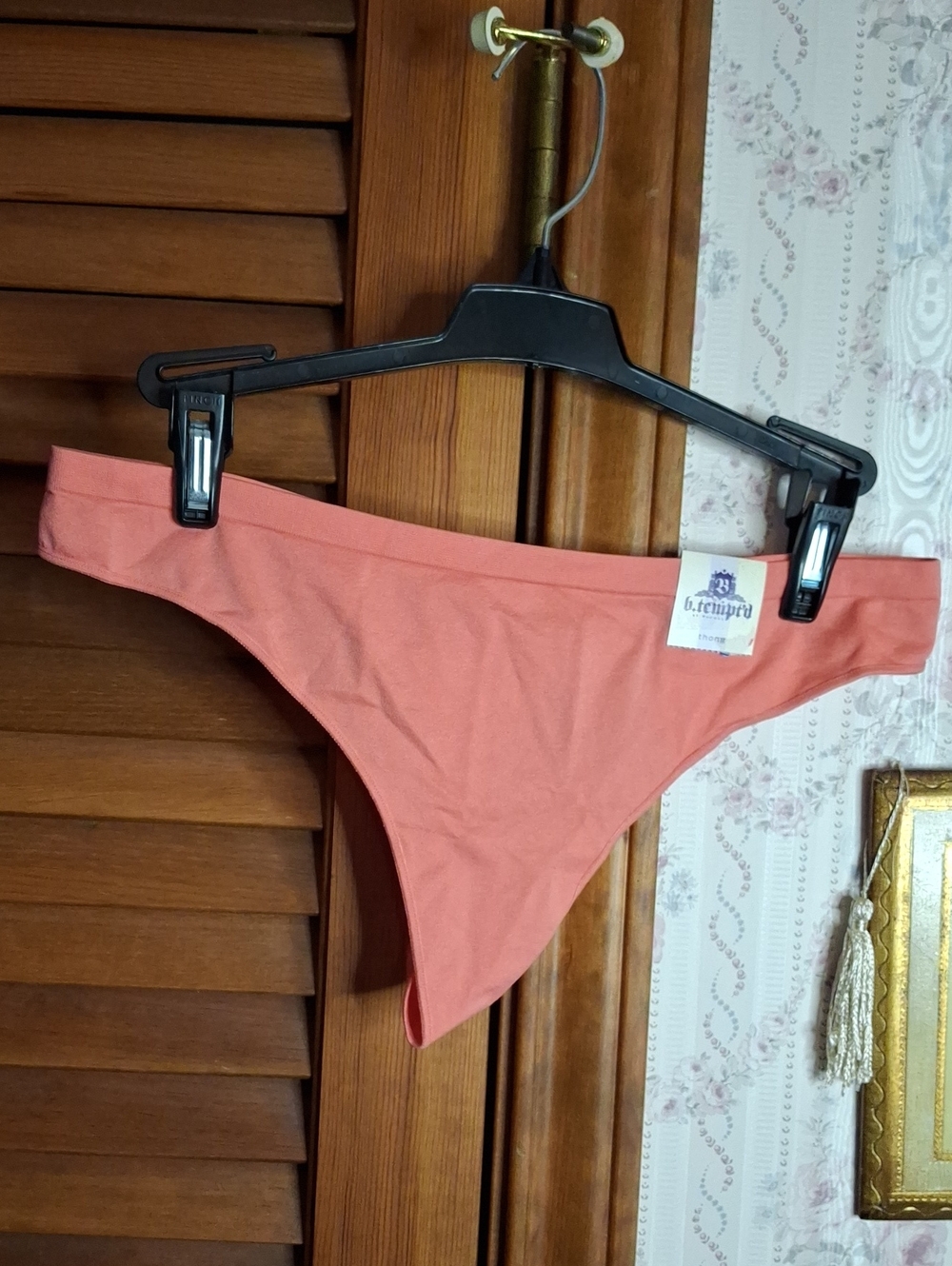 B Tempted Thong Pink XL NWT